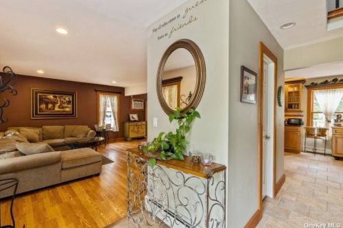 54 Scenic Hills Dr, Panamoka NY  11961-3024 exterior