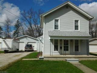 15 Erie St, New Lyme, OH 44047-1332