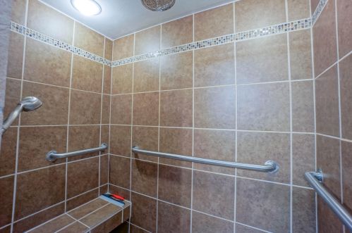 14460 Wilbur Dr, Waukesha WI  53151-5254 exterior