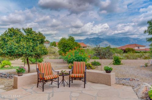 39295 Winding Trl, Tucson, AZ 85739-2394