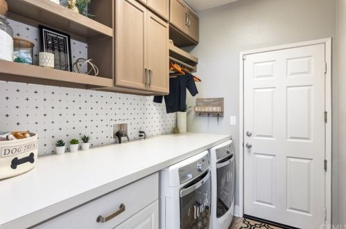 34200 Nandina Ct, Lake Elsinore CA  92532-2954 exterior