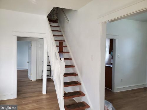 29 Bishop Holw Rd, Newtown Square PA  19073-3211 exterior