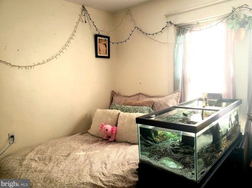 301 Summit Ave, Wilmington DE  19804-1725 exterior