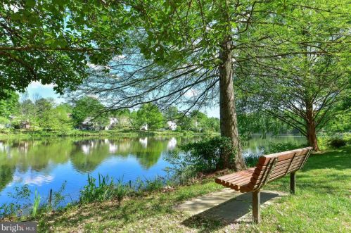 2998 Yarling Ct, Falls Church VA  22042-4476 exterior