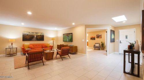 8177 Del Caverna Dr, Scottsdale AZ 85258-2361 exterior