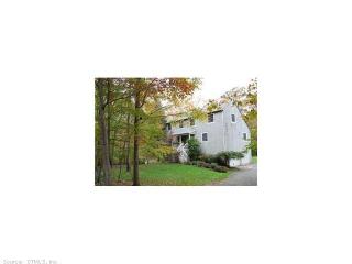 24 Sleepy Hollow Rd, Ridgefield, CT 06877-2325