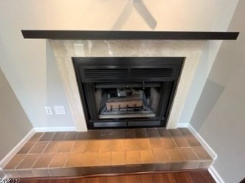 5 Academy Ct, Bedminster NJ  07921-1819 exterior