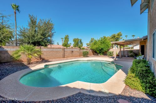 832 Blue Marlin Dr, Gilbert AZ 85234-8724 exterior