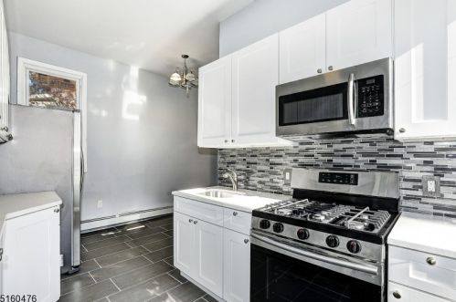 287 Sanford St, East Orange NJ  07018-1017 exterior