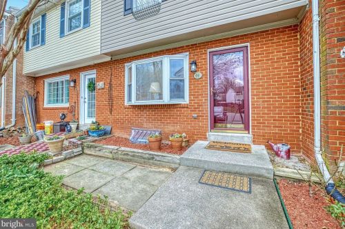 44 Sydnor St, Hamilton VA  20158 exterior
