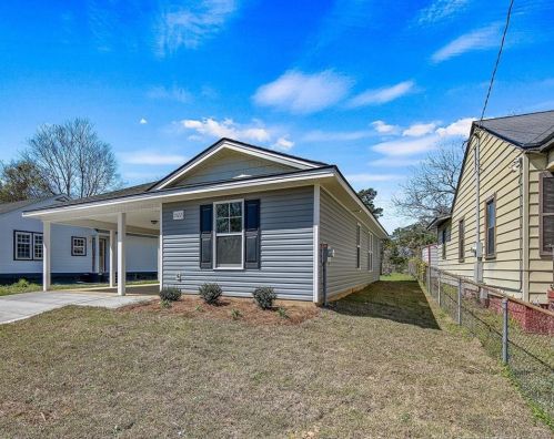 1522 Lacy St, Fayetteville, NC 28305-5520