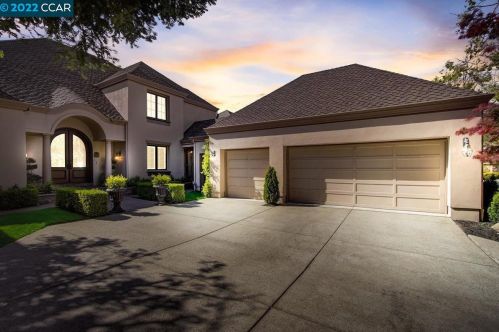 695 Blue Spruce Dr, Danville, CA 94506-4524