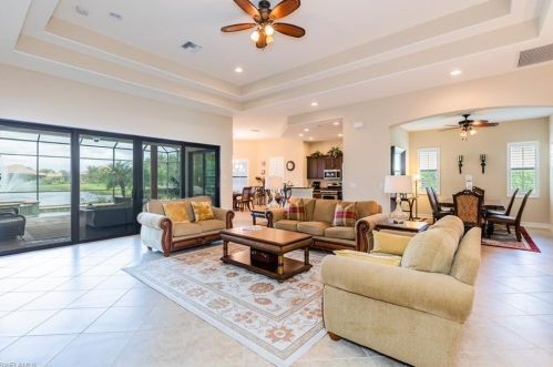 6291 Serano Way, Naples, FL 34113-1695