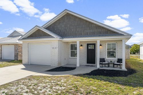 2618 Katie Marie Ln, Lynn Haven, FL 32444