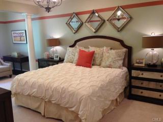 1021 Brookside Ct, Newtown, CT 06470