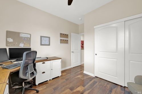 8001 Finchley Ct, Vacaville CA  95687-8253 exterior