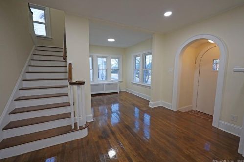 26 Hampton St, New Britain CT  06053-3210 exterior