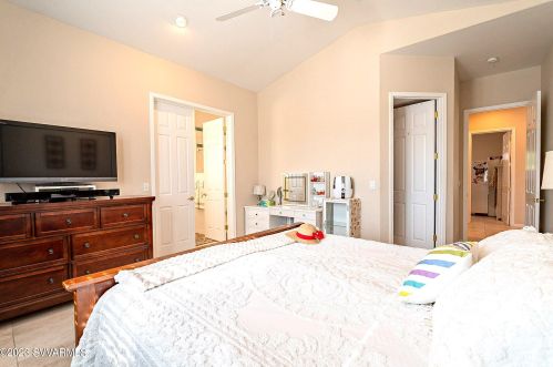 300 Michaels Ranch Dr, Sedona AZ 86336-9526 exterior