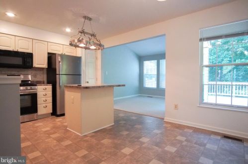 9710 Becker Ct, Fredericksburg VA  22408-9542 exterior