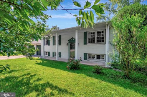 2524 Millcreek Rd, Wilmington, DE 19808-1352