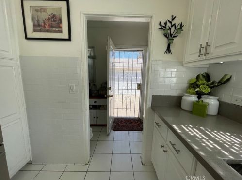 1504 Pearl Ave, Compton CA  90221-1556 exterior