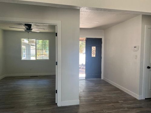 1525 Woodland Dr, West Pittsburg CA  94565-5633 exterior