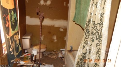 129 Lower Denmark Rd, Oxford NJ  07863-3221 exterior