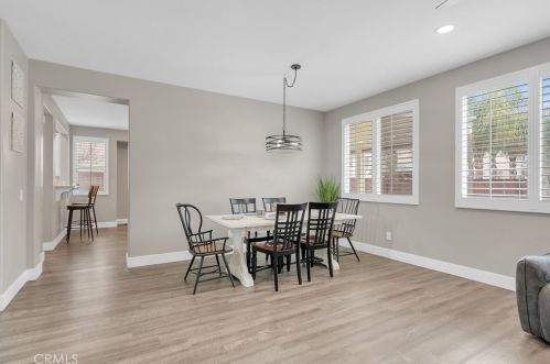 32835 Fairmont Ln, Lake Elsinore CA  92530-6282 exterior