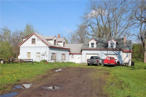 2245 Center Rd, Kendall, NY 14476-9741