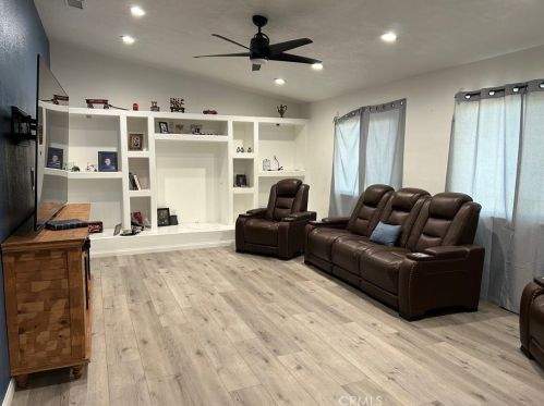13350 Dean Ave, Victorville, CA 92395-9155