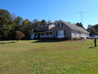 600 Van Dyke Grove Rd, Paris, TN 38242-8018