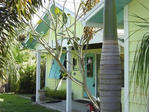 3945 Baldwin Dr, Sebastian, FL 32976-2903