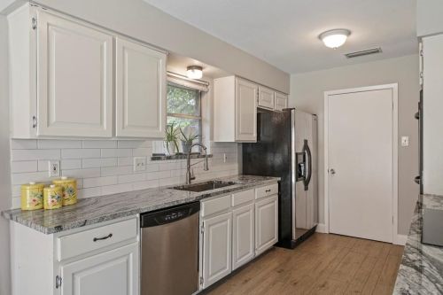 1903 Eastfield Dr, Richardson TX  75081-5435 exterior