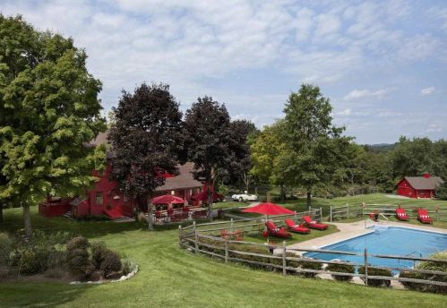 202 Creamery Rd, Stanfordville, NY 12581-5838