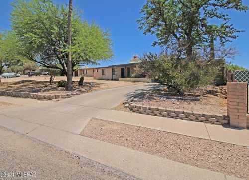 7172 Tamara Dr, Tucson, AZ 85730-1778