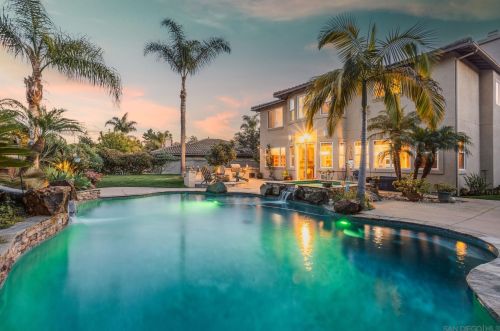 1688 Amante Ct, Carlsbad, CA 92011-4041