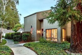 2251 Swarthmore Dr, Sacramento, CA 95825-6607