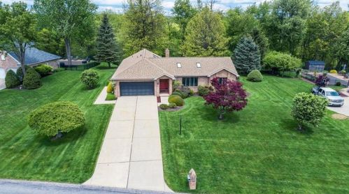 703 Montclair Dr, New Kensington, PA 15068-6864