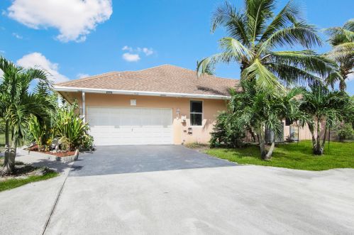 16893 Hamlin Blvd, Town Of Loxahatchee Groves FL  33470-1737 exterior