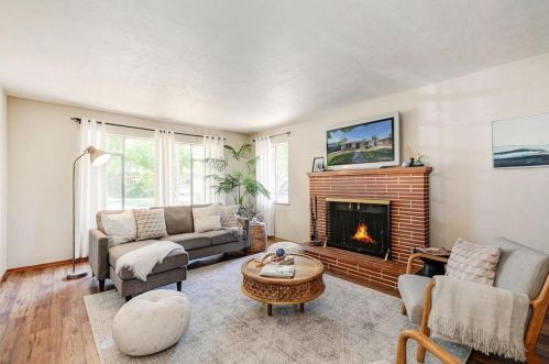 309 Chestnut St, Lodi CA  95240-4017 exterior