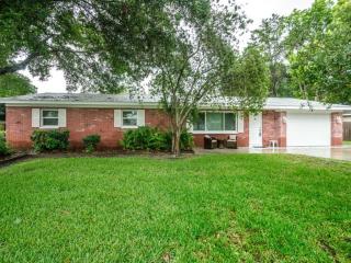 9642 134th Way, Largo, FL 33776-1440