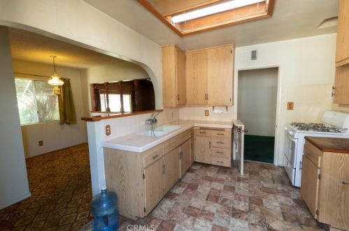 8844 True Ave, Pico Rivera, CA 90660-5743