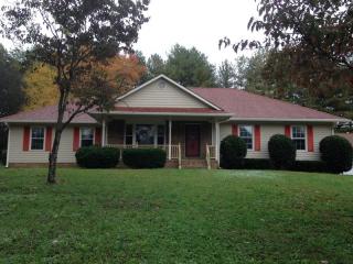 112 Concord Dr, Columbia, TN 38401-7200