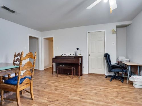 825 Crosby Ave, Fort Worth TX 76108-1006 exterior