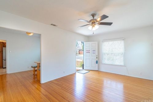 25420 Oak St, Lomita CA  90717-2216 exterior