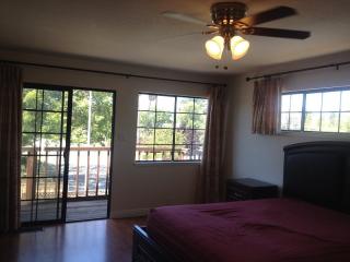 651 Budd Ave, Campbell CA  95008-4642 exterior