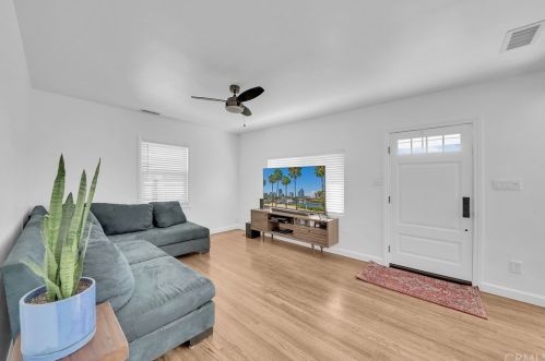 3185 Magnolia Ave, Long Beach, CA 90806-1353