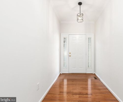 10602 Watford Ln, Fredericksburg, VA 22408-0241