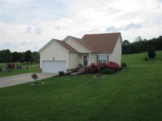 1151 Old Mack Rd, Clarksville, TN 37040-8363