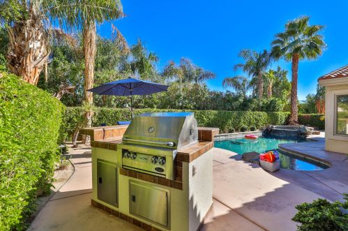 44700 Calle Placido, La Quinta CA  92253-5943 exterior
